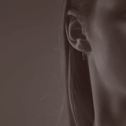 Arete Arracada Ligera Para Mujer Lisa De Plata Ley 925