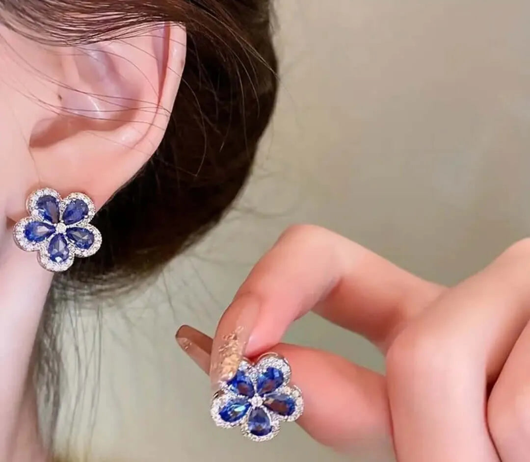 Collar y Aretes Acero Inoxidable Circonita Cubica Flor Azul Calenbi