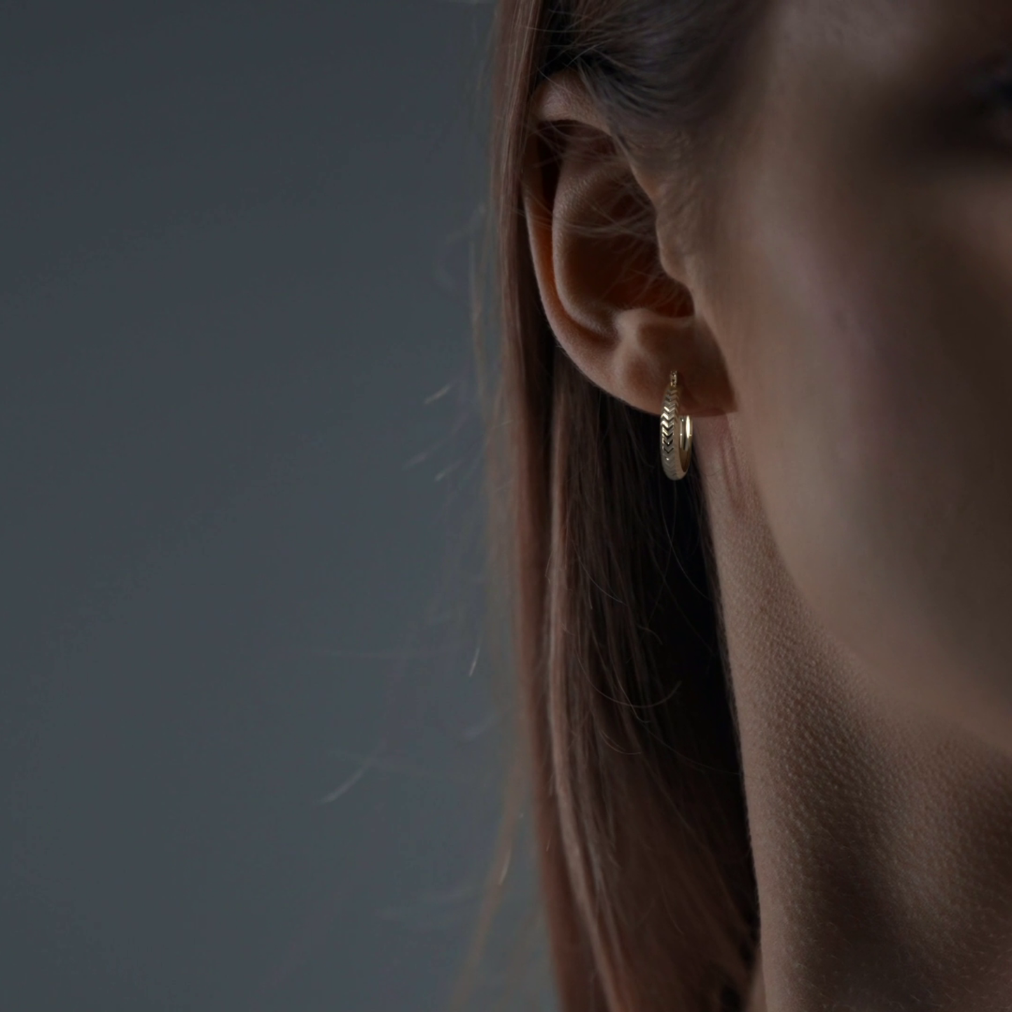 Arracada Bangle De Oro 10k Diamantado Diagonal