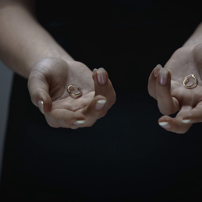 Arracada Bangle De Oro De 10k Lisa De 4mm de Ancho