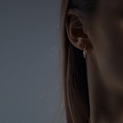 Arracada Bangle De Oro De 10k Lisa De 4mm de Ancho