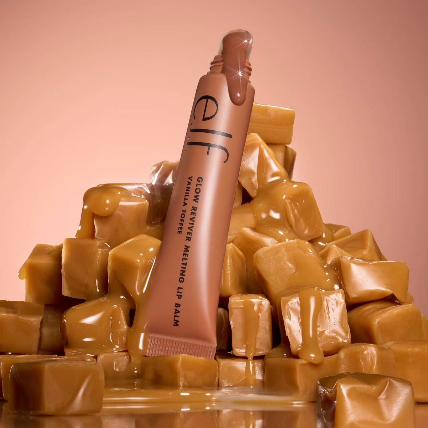 ELF Glow Reviver Melting Lip Balm Tono Vanilla Toffee