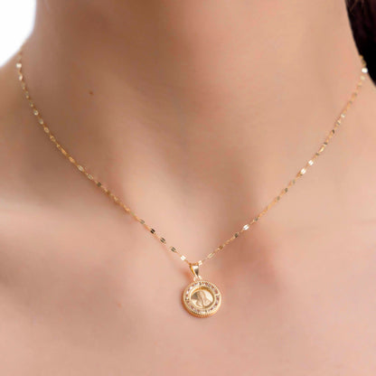 Collar De Medalla Nacional De Rostro De La Virgen De Oro 10k