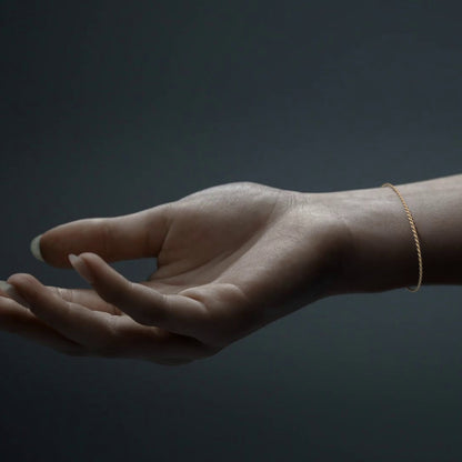 Pulsera de Oro 10K Estilo Torsal Italiano para Hombre y Mujer | Brazalete Unisex Elegante