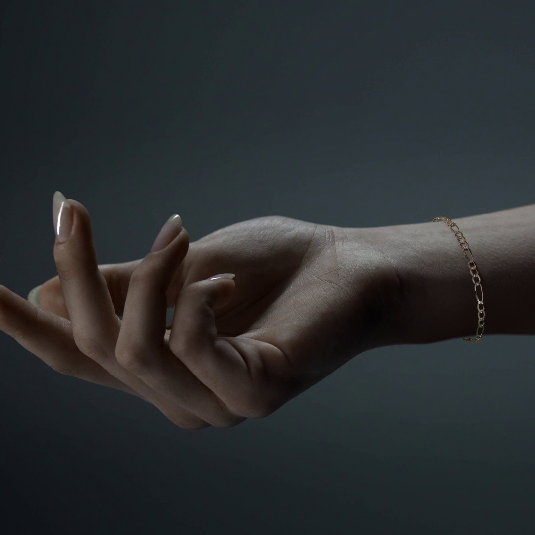 Pulsera de Oro 10K Estilo Figaro Italiano | Brazalete Sólido Elegante de Joyería Fina